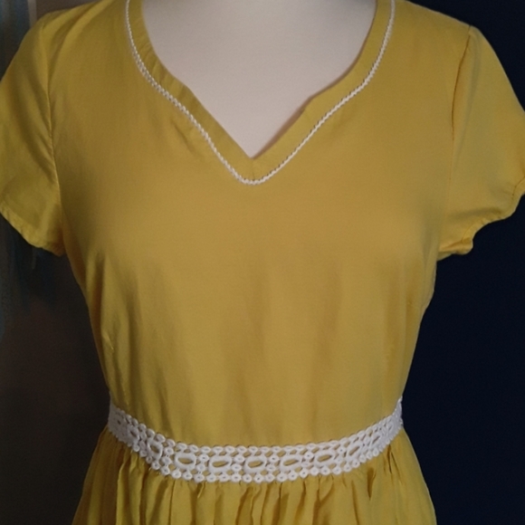 Cheerful downeast women short sleeve modest dress - Picture 8 of 8